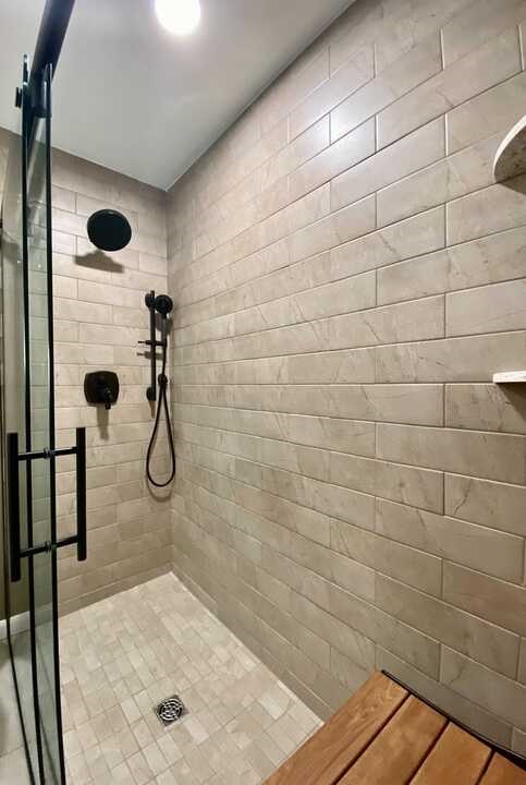 Discover Interiors Bath